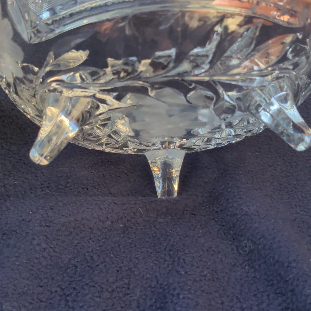 Elegant vintage Cut glass footed bowl, floral design, scalloped edge